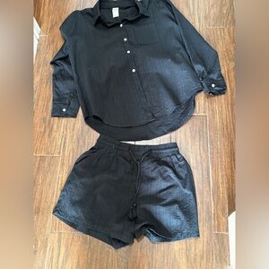 Time and Tru Black Button-Up Shirt and Shorts Set